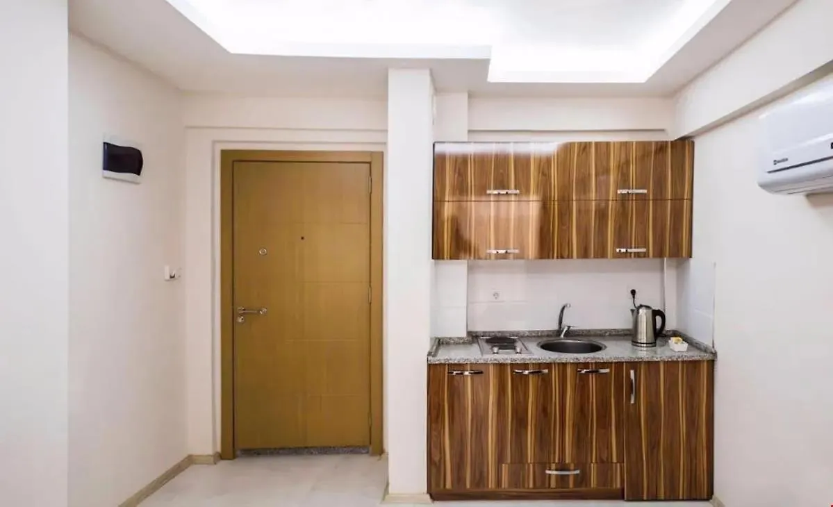 Smyrna Homes & Suits 이즈미르